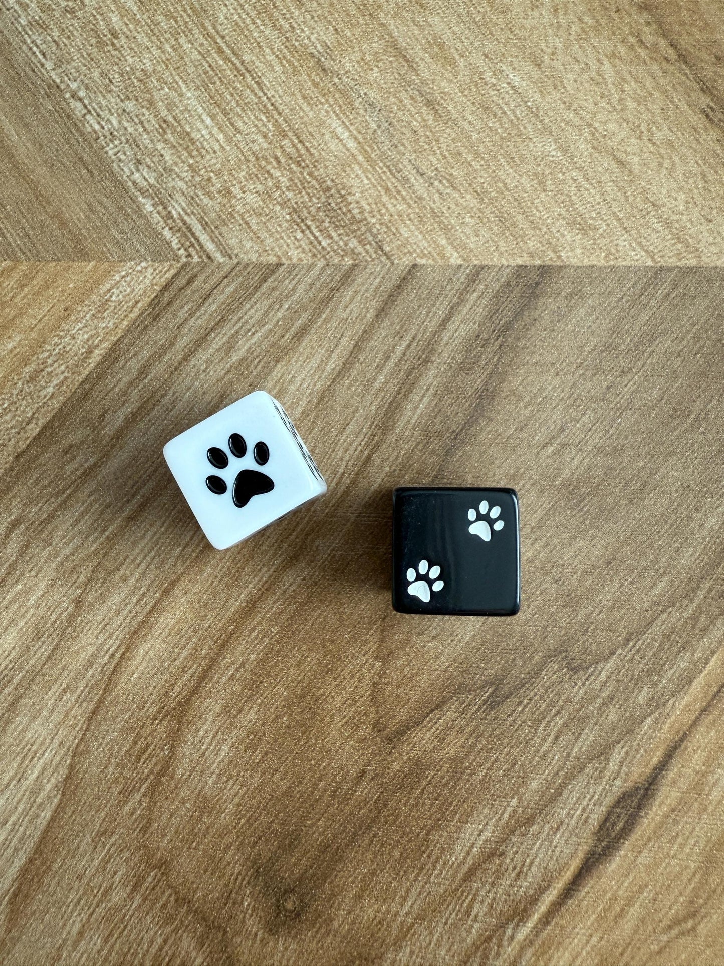 Set of 2 Paw Print Dice