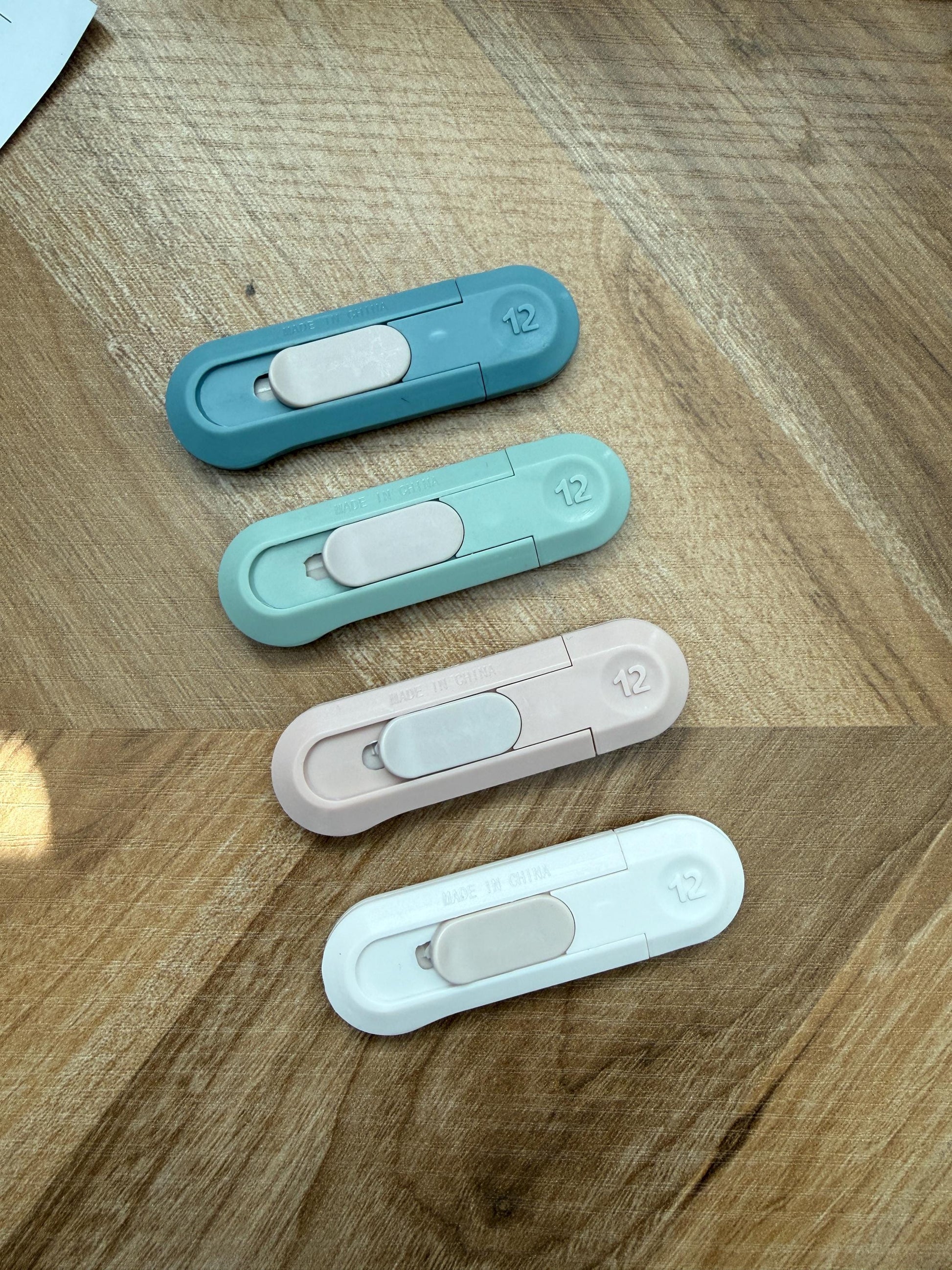 Mini Pastel Box Cutter | Cute Safety Craft Knife | Small Package Opener | Pink White Green Blue Utility Knife